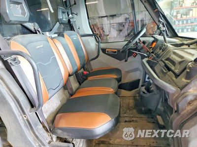 Piąte zdjęcie samochodu w środku: 2020 CAN-AM DEFENDER UTILITY VEHICLE VIN:3JBUVAX42LK001037 - miniatura