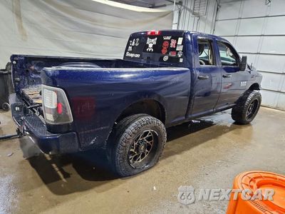 Trzecie zdjęcie samochodu z tyłu: 2018 RAM 1500 ST VIN:1C6RR7FG0JS221492 - miniatura