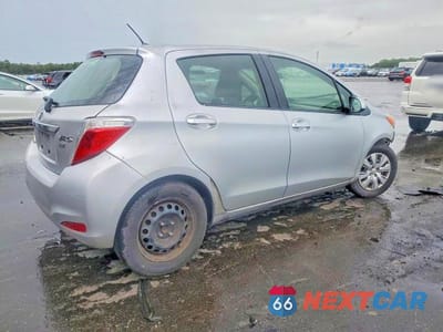 Trzecie zdjęcie samochodu z tyłu: 2012 TOYOTA YARIS 5-DOOR LE VIN:JTDKTUD38CD531441 - miniatura