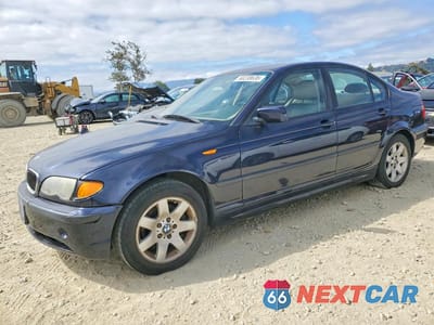 2002 BMW 325 I WBAEV33472KL68736 - główne zdjęcie licytacji z USA - miniatura
