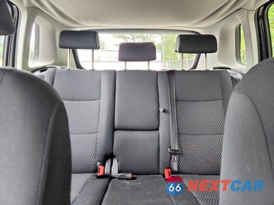 Zdjęcie 10 z 13 samochodu: 2009 VOLKSWAGEN TIGUAN S VIN:WVGAV75N49W512367 - miniatura