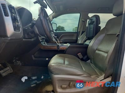 Zdjęcie 7 z 12 samochodu: 2016 GMC SIERRA K3500 SLT VIN:1GT42XC89GF257557 - miniatura