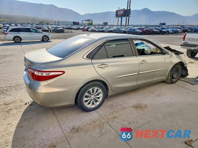 Trzecie zdjęcie samochodu z tyłu: 2017 TOYOTA CAMRY HYBRID LE VIN:4T1BD1FK8HU201771 - miniatura