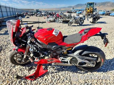 Trzecie zdjęcie samochodu z tyłu: 2026 DUCATI PANIGALE V4 VIN:ZDMDAG6WXTB007974 - miniatura
