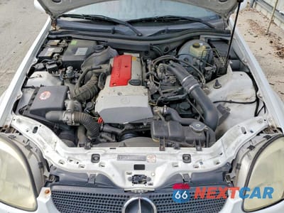 Zdjęcie 11 z 12 samochodu: 1998 MERCEDES-BENZ SLK 230 KOMPRESSOR VIN:WDBKK47F1WF056814 - miniatura