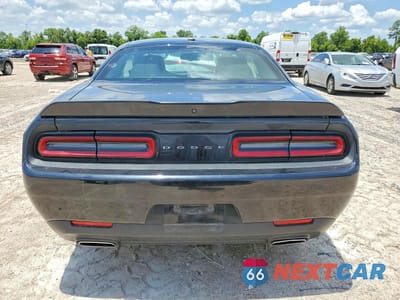 Zdjęcie 6 z 13 samochodu: 2023 DODGE CHALLENGER SXT VIN:2C3CDZAGXPH553573 - miniatura