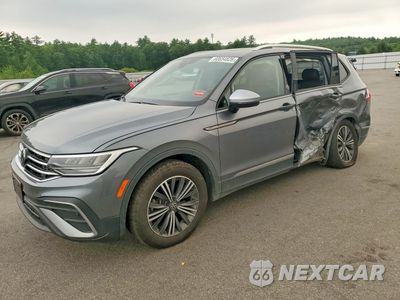 2024 VOLKSWAGEN TIGUAN WOLFSBURG 3VVAB7AX2RM233828 - główne zdjęcie licytacji z USA - miniatura