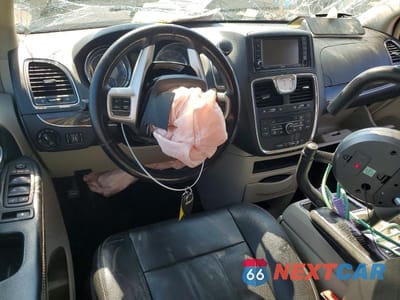 Zdjęcie 8 z 13 samochodu: 2016 CHRYSLER TOWN & COUNTRY TOURING VIN:2C4RC1BGXGR255592 - miniatura