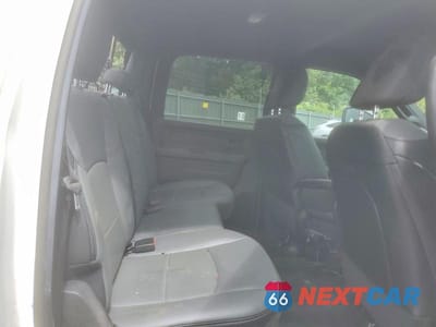Zdjęcie 10 z 13 samochodu: 2024 RAM 2500 TRADESMAN VIN:3C6UR5CJ9RG153243 - miniatura