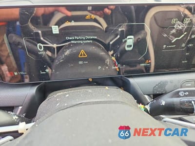 Zdjęcie 9 z 12 samochodu: 2025 KIA K4 GT-LINE TURBO VIN:3KPFW4DC4SE119197 - miniatura