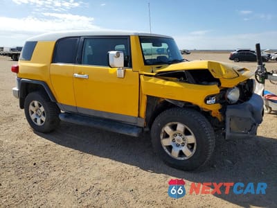 Czwarte zdjęcie samochodu z boku: 2007 TOYOTA FJ CRUISER VIN:JTEBU11F270069753 - miniatura