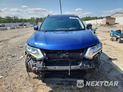 Piąte zdjęcie samochodu w środku: 2019 NISSAN ROGUE SL VIN:5N1AT2MV5KC707055 - miniatura