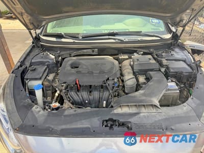 Zdjęcie 7 z 14 samochodu: 2019 HYUNDAI SONATA LIMITED VIN:5NPE34AF8KH762375 - miniatura