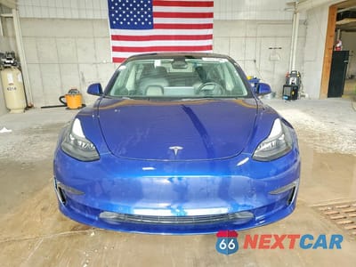 Piąte zdjęcie samochodu w środku: 2022 TESLA MODEL 3 VIN:5YJ3E1EA7NF303789 - miniatura