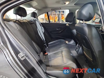 Zdjęcie 10 z 12 samochodu: 2014 BMW 328 XI VIN:WBA3B3G57ENR81882 - miniatura