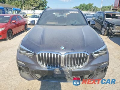 Piąte zdjęcie samochodu w środku: 2021 BMW X5 XDRIVE40I VIN:5UXCR6C03M9F60485 - miniatura