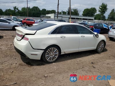 Trzecie zdjęcie samochodu z tyłu: 2013 LINCOLN MKZ VIN:3LN6L2G93DR806305 - miniatura