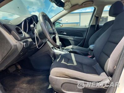 Zdjęcie 7 z 12 samochodu: 2015 CHEVROLET CRUZE LT VIN:1G1PC5SB5F7258265 - miniatura