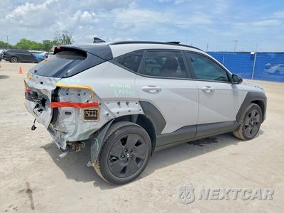 Trzecie zdjęcie samochodu z tyłu: 2026 HYUNDAI KONA SEL SPORT VIN:KM8HF3AB4TU410392 - miniatura