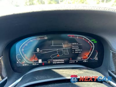 Piąte zdjęcie samochodu w środku: 2022 BMW 740 XI VIN:WBA7T4C07NCH73398 - miniatura
