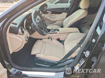 Zdjęcie 7 z 13 samochodu: 2019 MERCEDES-BENZ C 300 VIN:55SWF8DBXKU318102 - miniatura