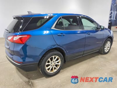 Trzecie zdjęcie samochodu z tyłu: 2019 CHEVROLET EQUINOX LT VIN:2GNAXUEV8K6278092 - miniatura