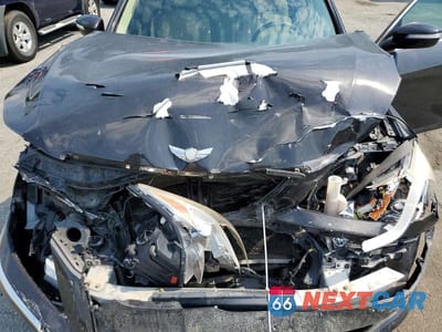 Zdjęcie 11 z 12 samochodu: 2013 HYUNDAI GENESIS 3.8L VIN:KMHGC4DD2DU246200 - miniatura