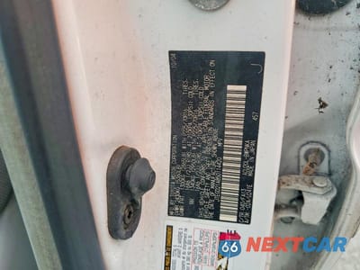 Zdjęcie 13 z 13 samochodu: 2005 TOYOTA HIGHLANDER BASE VIN:JTEGD21A850114420 - miniatura