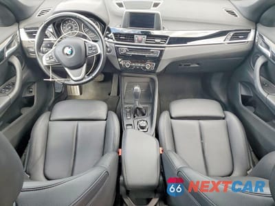 Zdjęcie 8 z 13 samochodu: 2018 BMW X1 XDRIVE28I VIN:WBXHT3C34J5K27636 - miniatura