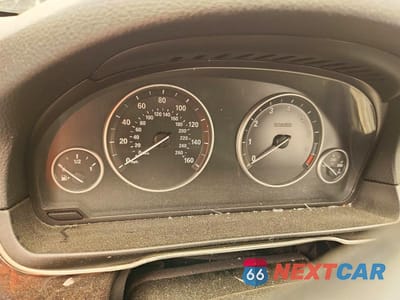 Zdjęcie 9 z 12 samochodu: 2013 BMW 528 XI VIN:WBAXH5C5XDD114997 - miniatura