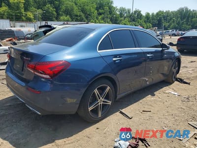 Trzecie zdjęcie samochodu z tyłu: 2020 MERCEDES-BENZ A 220 4MATIC VIN:W1K3G4FB0LJ237911 - miniatura