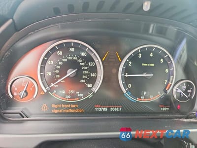 Zdjęcie 9 z 13 samochodu: 2014 BMW X5 XDRIVE35I VIN:5UXKR0C53E0H21928 - miniatura