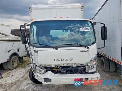 Piąte zdjęcie samochodu w środku: 2023 ISUZU NPR HD VIN:54DC4W1D4PS204378 - miniatura