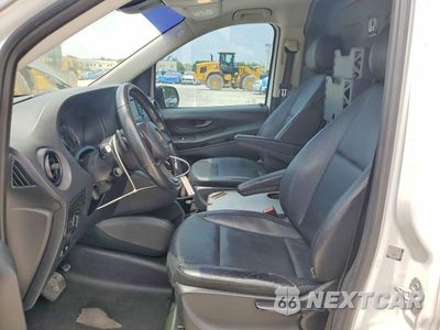Zdjęcie 7 z 13 samochodu: 2016 MERCEDES-BENZ METRIS VIN:WD3PG2EA5G3139664 - miniatura