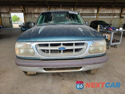 Piąte zdjęcie samochodu w środku: 1996 FORD EXPLORER VIN:1FMDU35P2TUD62756 - miniatura