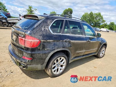 Trzecie zdjęcie samochodu z tyłu: 2013 BMW X5 XDRIVE35I VIN:5UXZV4C56D0B24093 - miniatura