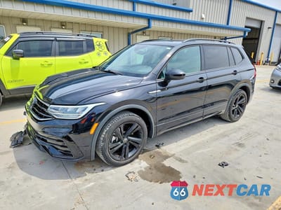 2024 VOLKSWAGEN TIGUAN SE R-LINE BLACK 3VVCB7AX8RM059367 - główne zdjęcie licytacji z USA - miniatura