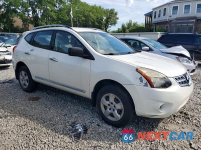 Czwarte zdjęcie samochodu z boku: 2014 NISSAN ROGUE SELECT S VIN:JN8AS5MT5EW616236 - miniatura