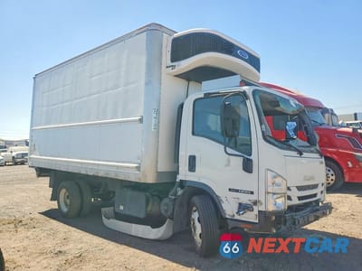 Czwarte zdjęcie samochodu z boku: 2022 ISUZU NRR REFRIGERATED BOX TRUCK VIN:JALE5W16XN7300283 - miniatura