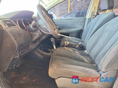 Zdjęcie 7 z 13 samochodu: 2007 NISSAN VERSA S/SL VIN:3N1BC13E37L420963 - miniatura