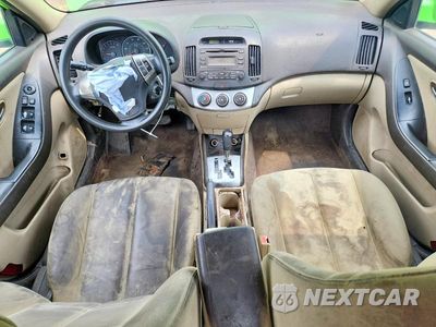 Zdjęcie 8 z 13 samochodu: 2010 HYUNDAI ELANTRA GLS VIN:KMHDU4AD7AU831290 - miniatura