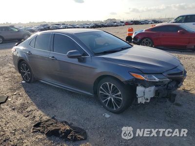 Czwarte zdjęcie samochodu z boku: 2020 TOYOTA CAMRY SE VIN:4T1G11AKXLU304317 - miniatura