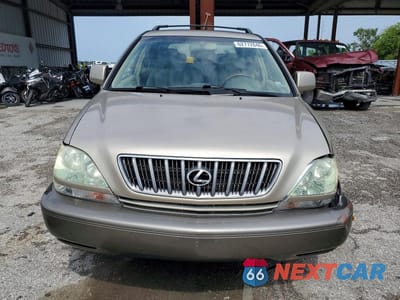 Piąte zdjęcie samochodu w środku: 2002 LEXUS RX 300 VIN:JTJHF10UX20268466 - miniatura