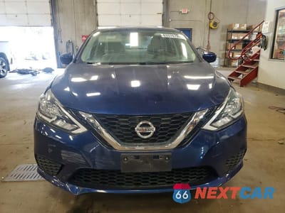 Piąte zdjęcie samochodu w środku: 2016 NISSAN SENTRA S VIN:3N1AB7AP9GY251167 - miniatura