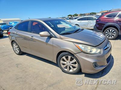 Czwarte zdjęcie samochodu z boku: 2014 HYUNDAI ACCENT GLS VIN:KMHCT4AE7EU664085 - miniatura