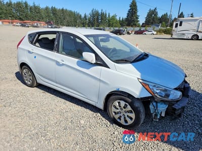 Czwarte zdjęcie samochodu z boku: 2016 HYUNDAI ACCENT SE VIN:KMHCT5AE0GU256200 - miniatura
