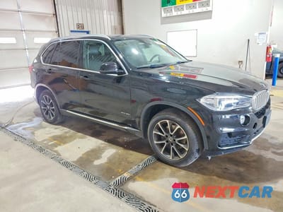 Czwarte zdjęcie samochodu z boku: 2016 BMW X5 XDRIVE35I VIN:5UXKR0C59G0S92312 - miniatura