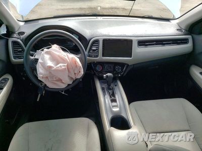 Zdjęcie 8 z 13 samochodu: 2020 HONDA HR-V LX VIN:3CZRU6H31LM701543 - miniatura