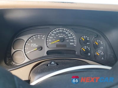 Zdjęcie 9 z 12 samochodu: 2004 CHEVROLET SILVERADO C1500 VIN:2GCEC19T541173202 - miniatura