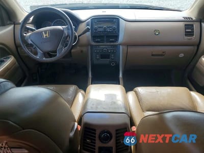 Zdjęcie 8 z 13 samochodu: 2006 HONDA PILOT EX VIN:5FNYF28596B024806 - miniatura